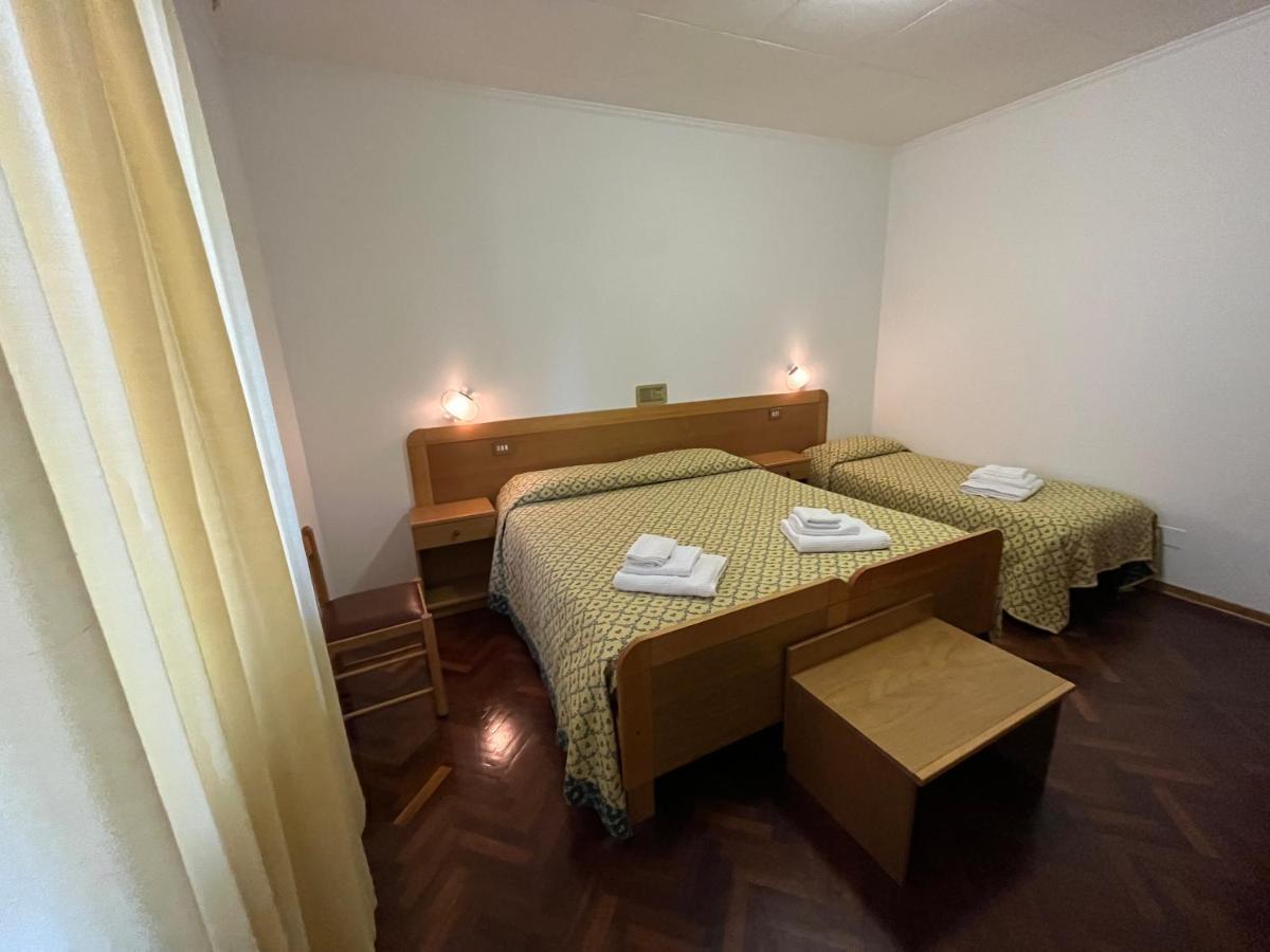 Hotel La Torretta أسيسي المظهر الخارجي الصورة